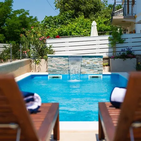 Hedera * دْغاماي