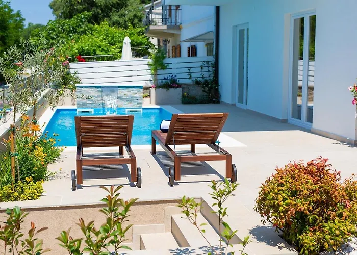 Hedera Villa